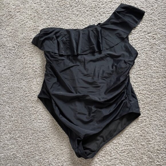 One shoulder ruffle one piece swimsuit size 24W - Picture 2 of 4
